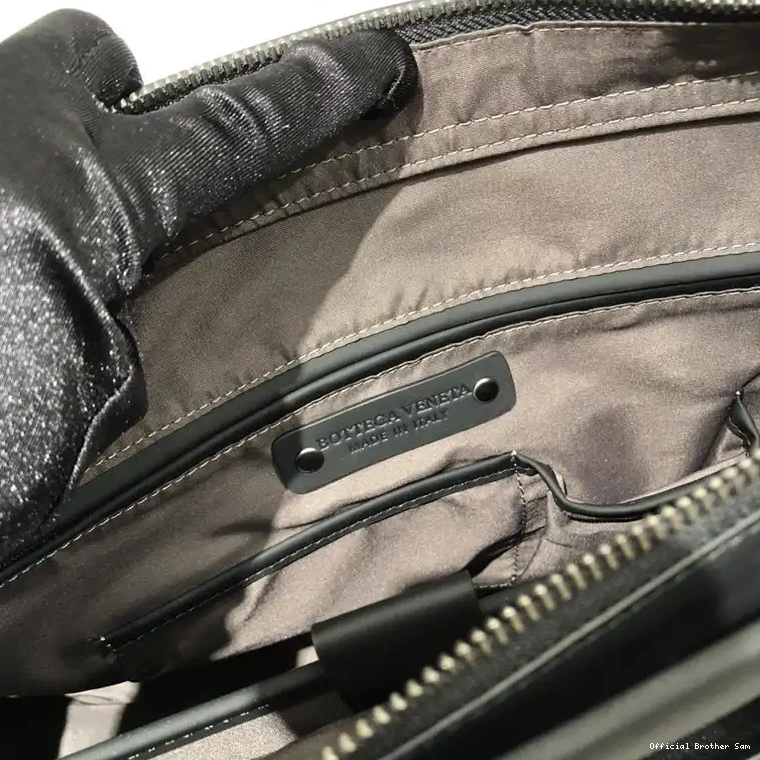 Official Brother Sam 2306YZ0039 Bottega Veneta Bag 0630